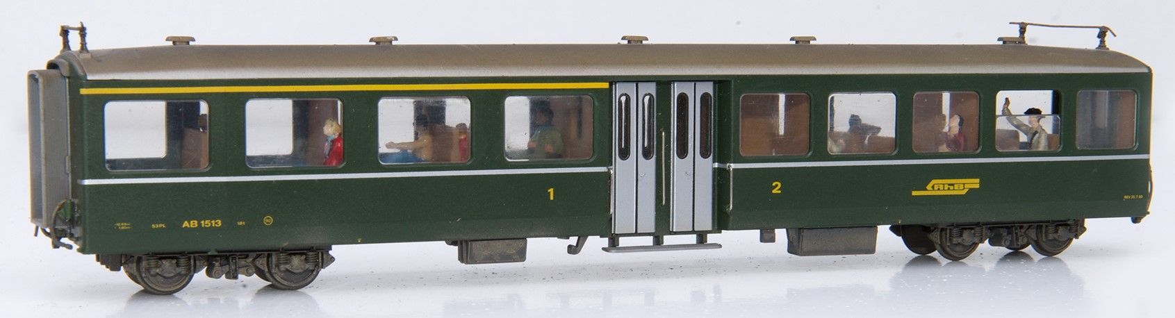 Leichte Bauart, RhB Logo, Drehfalttüren, Metall/Kunststoff Mischbauweise, LÜP.: 811 mm